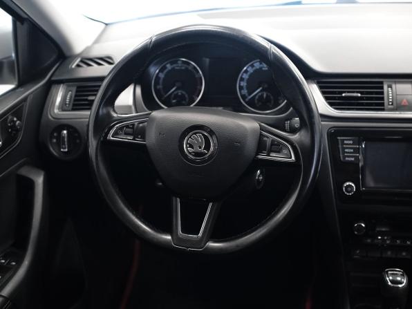 Skoda Rapid I Рестайлинг с пробегом 2018 года, цена 1 338 000 рублей, 174191 км, лифтбек, Автокод Объявления