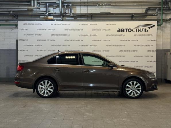 Volkswagen Jetta VI с пробегом 2013 года, цена 799 000 рублей, 238000 км, седан, Автокод Объявления