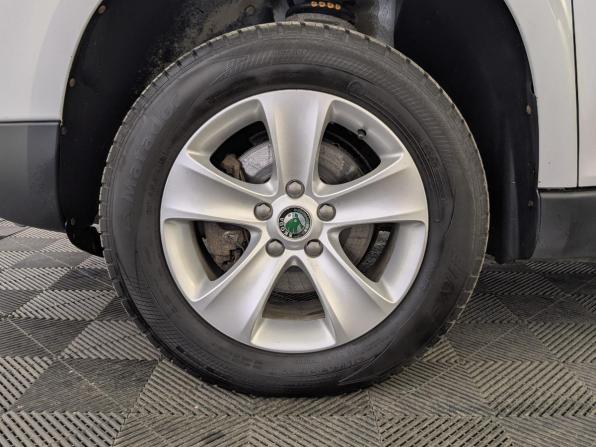 Skoda Yeti I с пробегом 2012 года, цена 1 180 000 рублей, 85025 км, внедорожник, Автокод Объявления