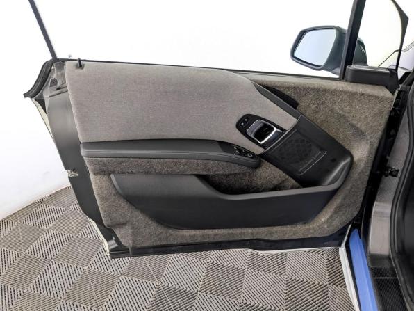 BMW i3 I (I01) Рестайлинг с пробегом 2021 года, цена 2 300 000 рублей, 111195 км, хэтчбек, Автокод Объявления