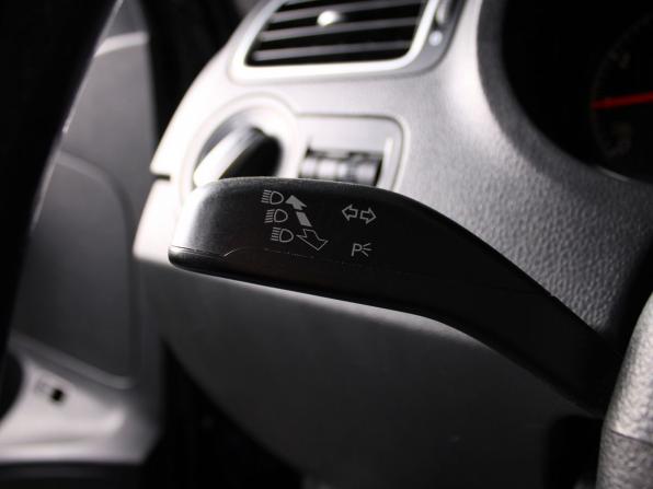 Volkswagen Polo V Рестайлинг с пробегом 2017 года, цена 1 050 000 рублей, 224756 км, седан, Автокод Объявления