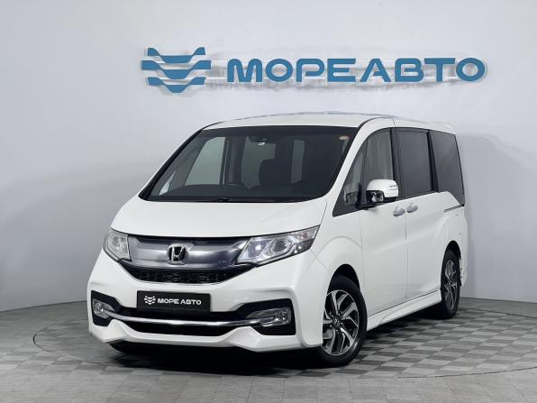 Honda Stepwgn V с пробегом 2016 года, цена 2 350 000 рублей, 105376 км, минивэн, Автокод Объявления
