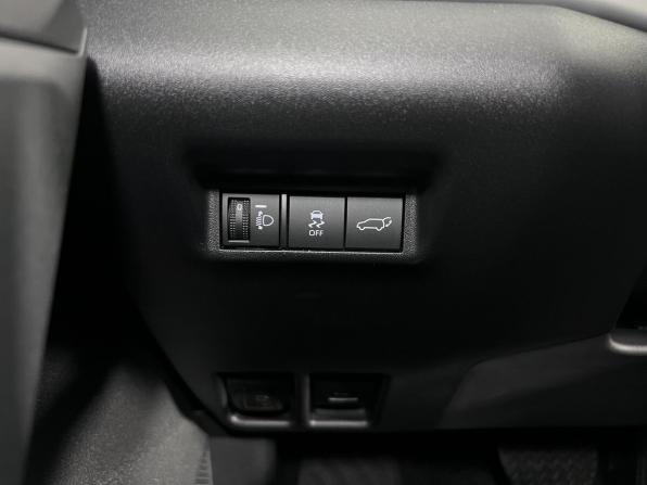 Toyota RAV4 VI (XA60) с пробегом 2026 года, цена 4 550 000 рублей, 10 км, внедорожник, Автокод Объявления