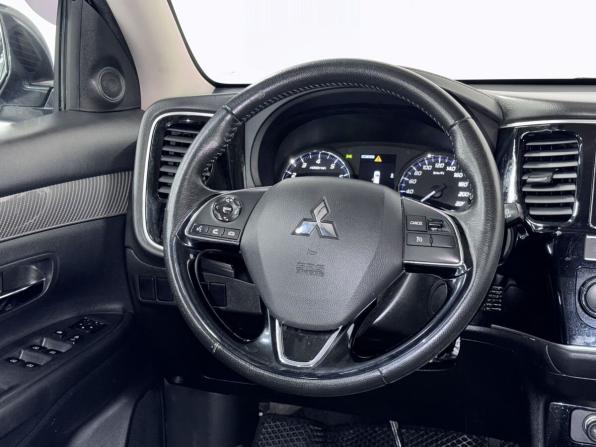 Mitsubishi Outlander III Рестайлинг 3 с пробегом 2018 года, цена 1 850 000 рублей, 170650 км, внедорожник, Автокод Объявления