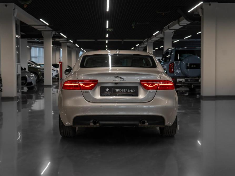 Jaguar XE I Москва  - изображение 6