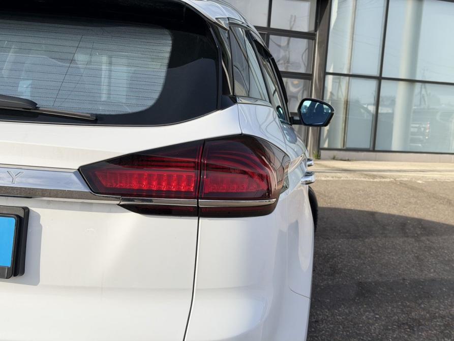 Geely Atlas Pro Тверь  - изображение 9