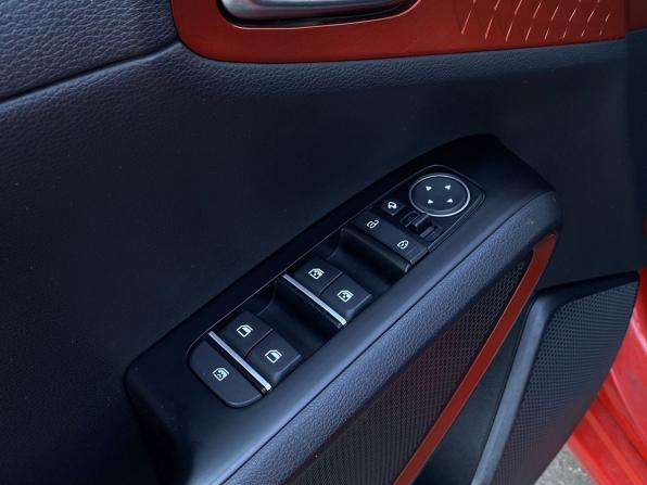 Kia Soul III с пробегом 2021 года, цена 2 399 000 рублей, 80000 км, хэтчбек, Автокод Объявления