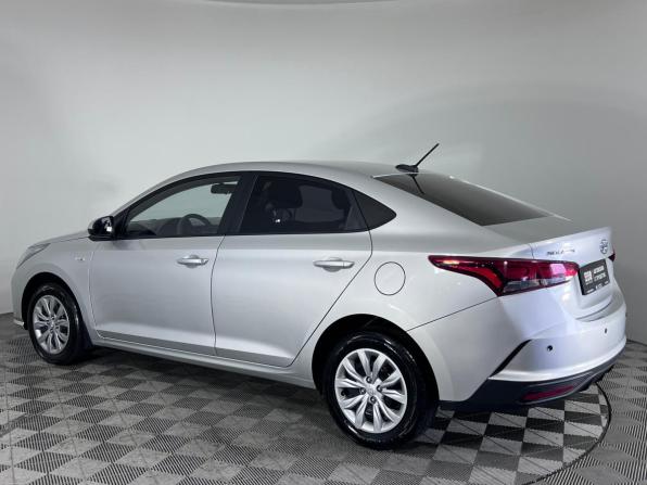 Hyundai Solaris II Рестайлинг с пробегом 2022 года, цена 1 785 000 рублей, 12832 км, седан, Автокод Объявления