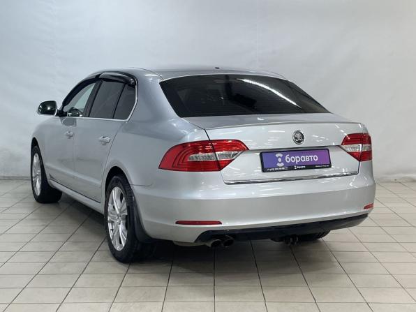 Skoda Superb II Рестайлинг с пробегом 2014 года, цена 1 220 000 рублей, 121223 км, лифтбек, Автокод Объявления