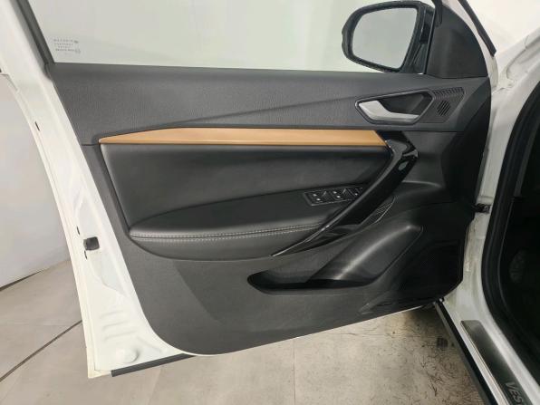 Lada (ВАЗ) Vesta I Рестайлинг (NG) с пробегом 2023 года, цена 1 299 000 рублей, 46500 км, седан, Автокод Объявления