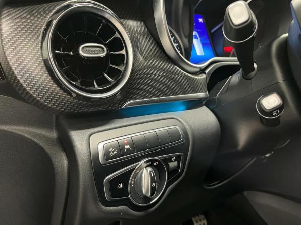 Mercedes-Benz V-Класс III (W447) Рестайлинг с пробегом 2021 года, цена 10 000 000 рублей, 22700 км, минивэн, Автокод Объявления