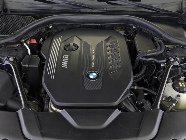 BMW 7 серии VI (G11/G12) с пробегом 2016 года, цена 3 185 000 рублей, 170782 км, седан, Автокод Объявления