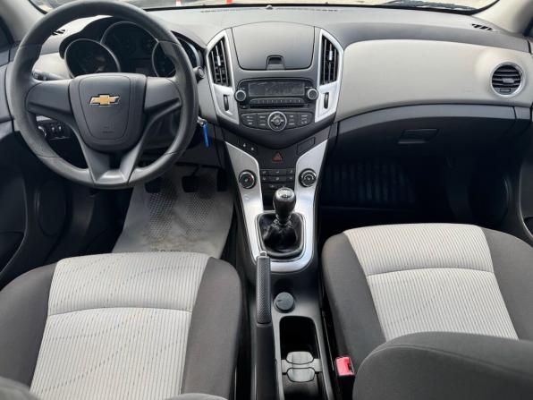 Chevrolet Cruze I Рестайлинг с пробегом 2015 года, цена 829 900 рублей, 127878 км, седан, Автокод Объявления