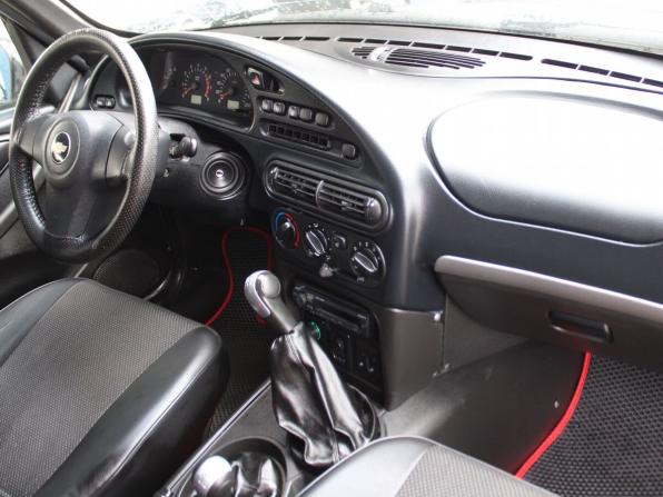 Chevrolet Niva I Рестайлинг с пробегом 2010 года, цена 319 000 рублей, 135142 км, внедорожник, Автокод Объявления