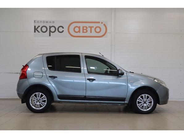 Renault Sandero I с пробегом 2010 года, цена 601 100 рублей, 134710 км, хэтчбек, Автокод Объявления