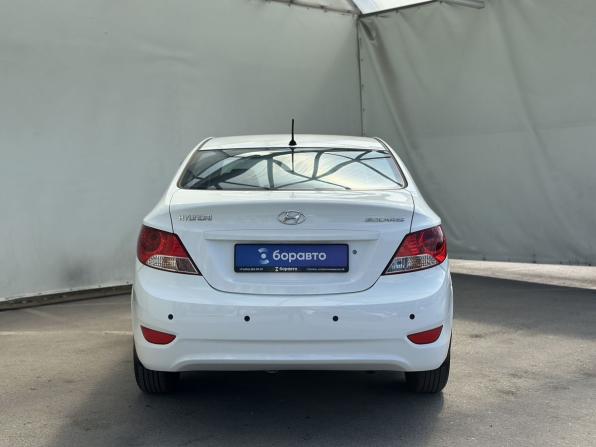 Hyundai Solaris I с пробегом 2013 года, цена 740 000 рублей, 131419 км, седан, Автокод Объявления