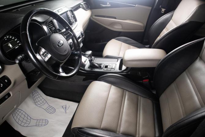 Kia Sorento III Prime Рестайлинг с пробегом 2018 года, цена 2 999 000 рублей, 188000 км, внедорожник, Автокод Объявления