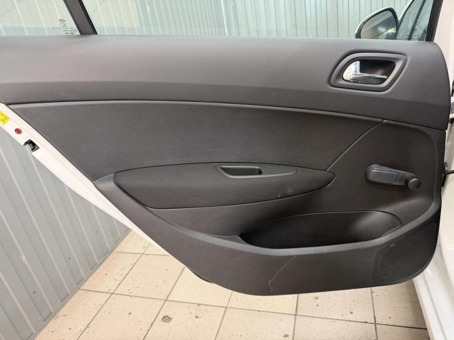 Peugeot 408 I Магнитогорск  - изображение 14