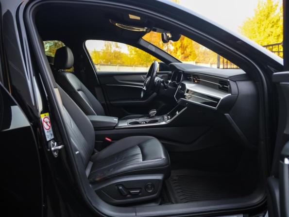Audi A6 V (C8) с пробегом 2021 года, цена 4 099 000 рублей, 99976 км, седан, Автокод Объявления