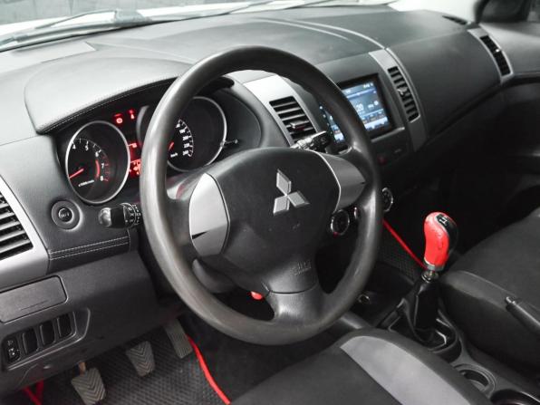 Mitsubishi Outlander II Рестайлинг с пробегом 2010 года, цена 1 050 000 рублей, 278250 км, внедорожник, Автокод Объявления