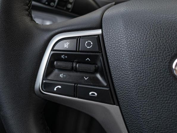 Hyundai Solaris II Рестайлинг с пробегом 2020 года, цена 1 380 000 рублей, 94959 км, седан, Автокод Объявления