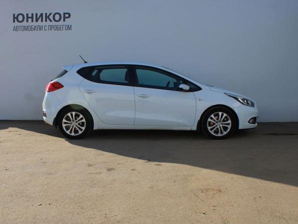 Kia Ceed II с пробегом 2015 года, цена 1 029 000 рублей, 204178 км, хэтчбек, Автокод Объявления