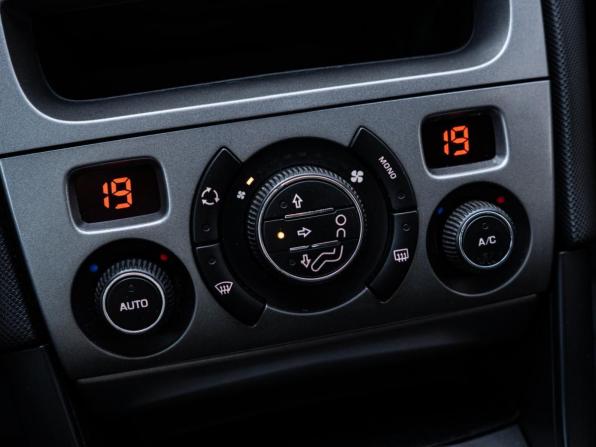 Peugeot 308 I с пробегом 2010 года, цена 520 000 рублей, 247825 км, хэтчбек, Автокод Объявления