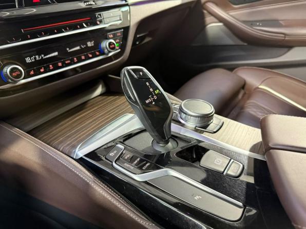 BMW 5 серии VII (G30/G31/G38) с пробегом 2019 года, цена 4 190 000 рублей, 152411 км, седан, Автокод Объявления