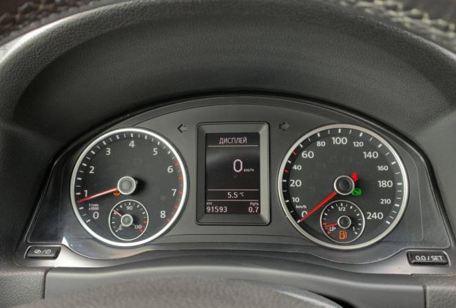 Volkswagen Tiguan I Рестайлинг с пробегом 2015 года, цена 1 395 000 рублей, 91232 км, внедорожник, Автокод Объявления