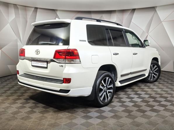 Toyota Land Cruiser 200 Series Рестайлинг 2 с пробегом 2015 года, цена 4 550 000 рублей, 279129 км, внедорожник, Автокод Объявления