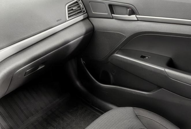 Hyundai Elantra VI (AD) с пробегом 2017 года, цена 1 650 000 рублей, 53100 км, седан, Автокод Объявления