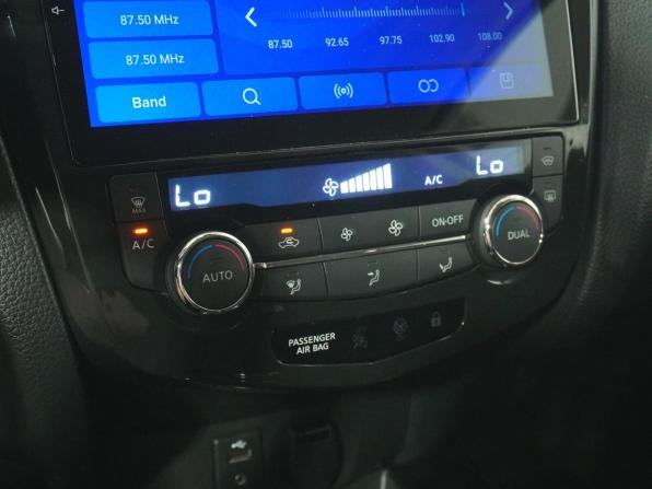 Nissan Qashqai II с пробегом 2015 года, цена 1 354 000 рублей, 125391 км, внедорожник, Автокод Объявления