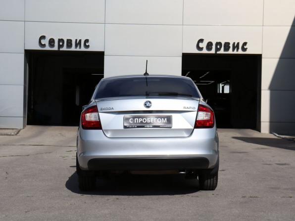 Skoda Rapid I Рестайлинг с пробегом 2018 года, цена 1 240 000 рублей, 159753 км, лифтбек, Автокод Объявления