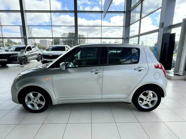 Suzuki Swift III с пробегом 2006 года, цена 395 000 рублей, 158090 км, хэтчбек, Автокод Объявления