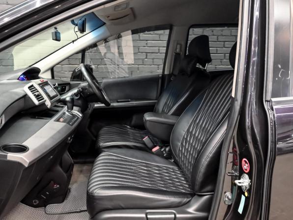 Honda Freed I Рестайлинг с пробегом 2012 года, цена 870 000 рублей, 279725 км, компактвэн, Автокод Объявления