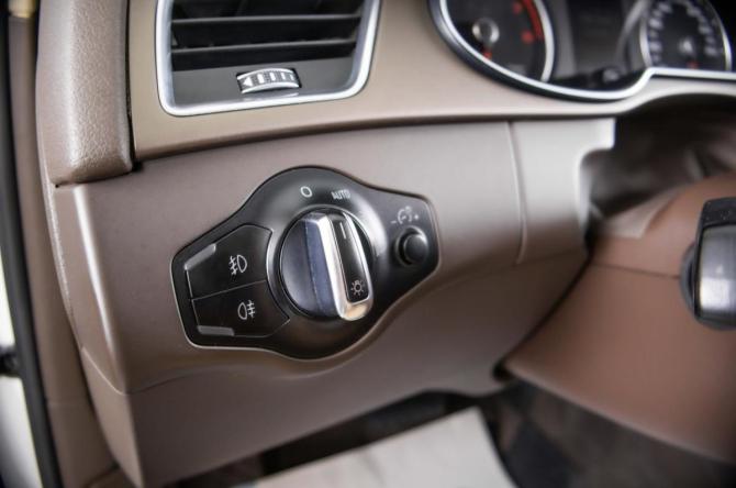 Audi A4 allroad IV (B8) Рестайлинг с пробегом 2013 года, цена 1 699 000 рублей, 209454 км, универсал, Автокод Объявления