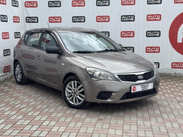 Kia Ceed I Рестайлинг с пробегом 2011 года, цена 459 990 рублей, 343045 км, хэтчбек, Автокод Объявления