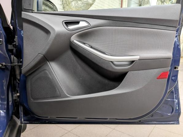 Ford Focus III с пробегом 2013 года, цена 890 000 рублей, 77873 км, хэтчбек, Автокод Объявления