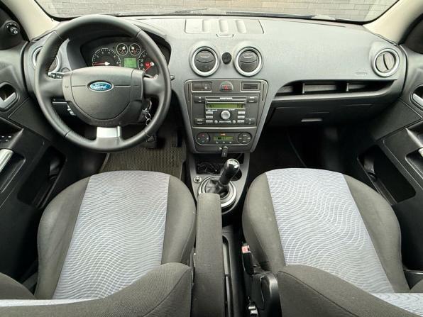 Ford Fusion I Рестайлинг с пробегом 2008 года, цена 400 000 рублей, 197000 км, хэтчбек, Автокод Объявления