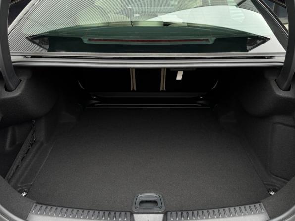 Mercedes-Benz E-Класс VI (W214 S214) с пробегом 2025 года, цена 9 650 000 рублей, 120 км, седан, Автокод Объявления