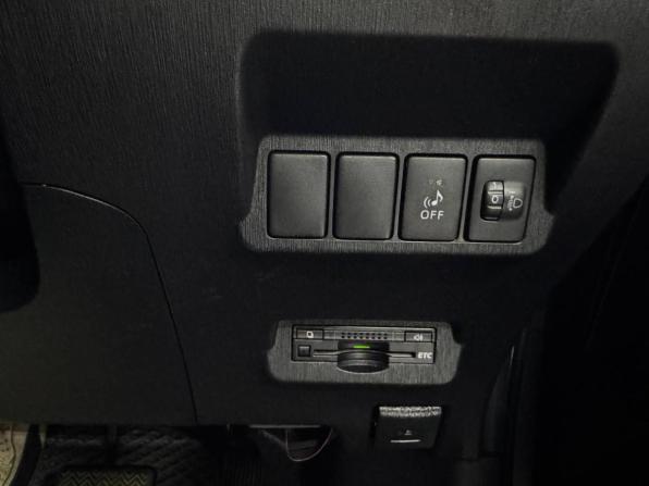 Toyota Prius Alpha I (ZVW40/41) Рестайлинг с пробегом 2014 года, цена 1 279 000 рублей, 258469 км, универсал, Автокод Объявления