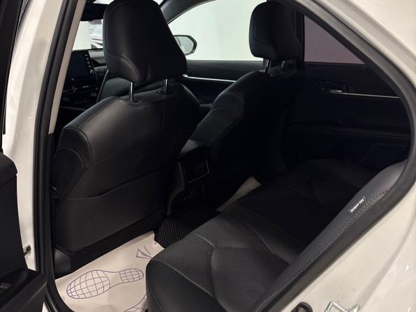Toyota Camry VIII (XV70) Рестайлинг с пробегом 2022 года, цена 3 350 000 рублей, 33110 км, седан, Автокод Объявления