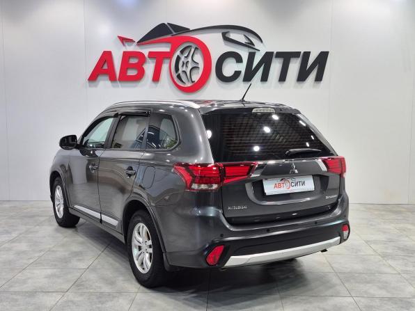 Mitsubishi Outlander III Рестайлинг 2 с пробегом 2015 года, цена 1 519 000 рублей, 246960 км, внедорожник, Автокод Объявления