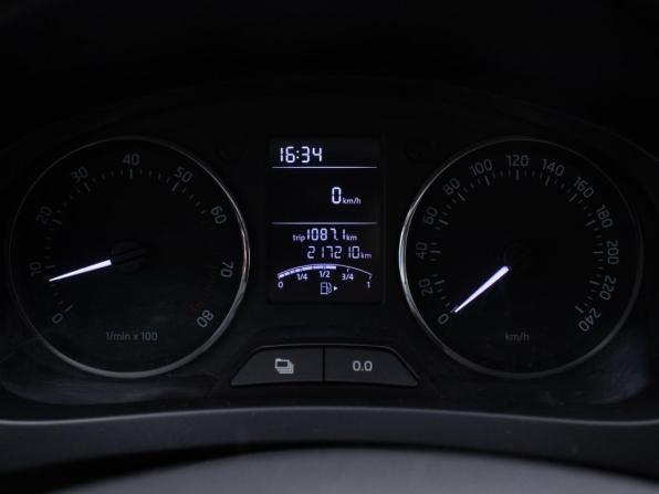 Skoda Rapid I с пробегом 2014 года, цена 750 000 рублей, 217208 км, лифтбек, Автокод Объявления