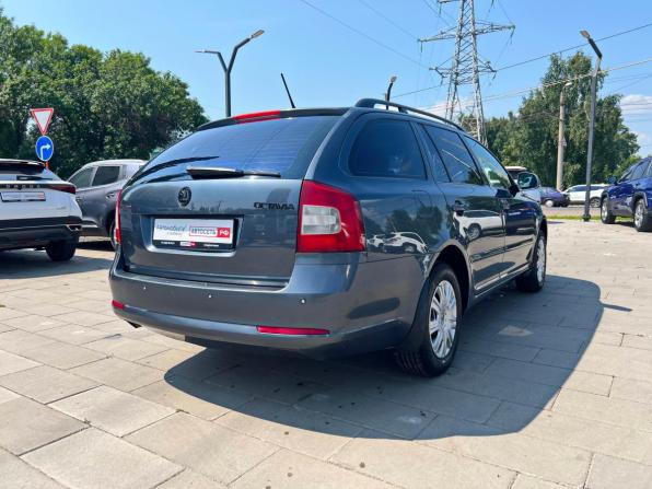 Skoda Octavia II (A5) Рестайлинг с пробегом 2011 года, цена 695 000 рублей, 218165 км, универсал, Автокод Объявления