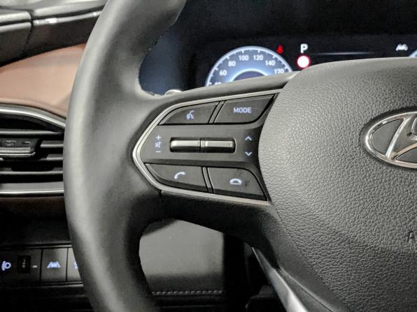 Hyundai Santa Fe IV Рестайлинг с пробегом 2021 года, цена 3 750 000 рублей, 59819 км, внедорожник, Автокод Объявления