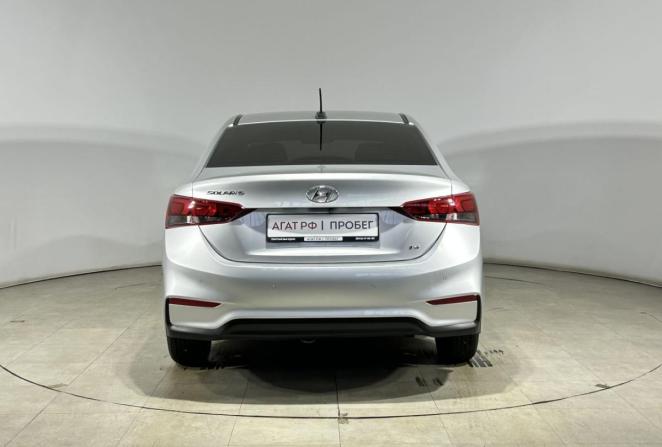 Hyundai Solaris II с пробегом 2018 года, цена 1 330 000 рублей, 78951 км, седан, Автокод Объявления