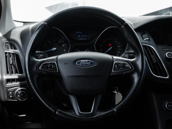 Ford Focus III Рестайлинг с пробегом 2017 года, цена 1 298 000 рублей, 128313 км, хэтчбек, Автокод Объявления