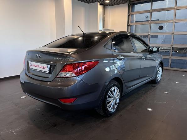 Hyundai Solaris I с пробегом 2014 года, цена 800 000 рублей, 172513 км, седан, Автокод Объявления