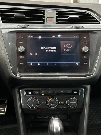 Volkswagen Tiguan II с пробегом 2018 года, цена 2 530 000 рублей, 37124 км, внедорожник, Автокод Объявления